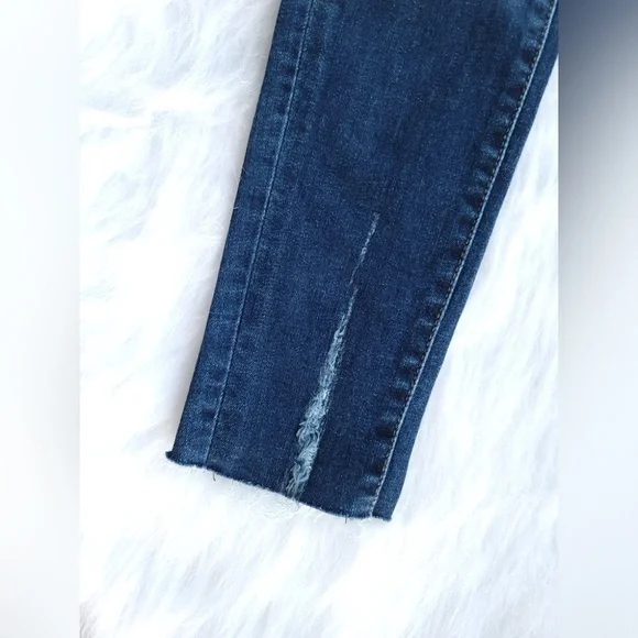 Rubies and Honey - Dark Wash - Skinny Jeans - Picture 10 of 11